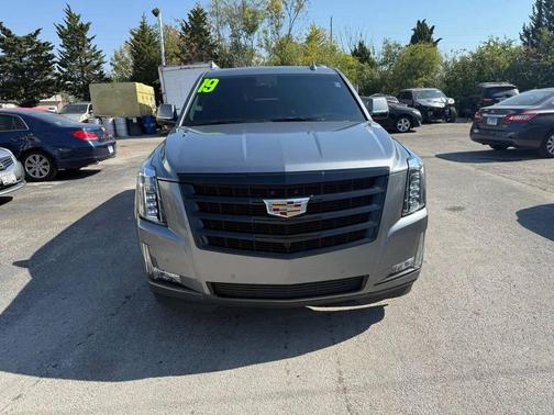 2019 Cadillac Escalade ESV Luxury