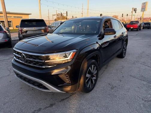 2020 Volkswagen Atlas Cross Sport 2.0T SE