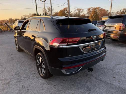 2020 Volkswagen Atlas Cross Sport 2.0T SE