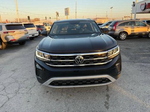 2020 Volkswagen Atlas Cross Sport 2.0T SE