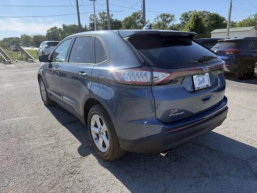 Blue Metallic 2018 Ford Edge SE