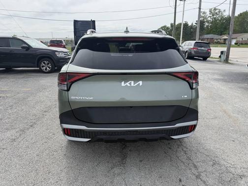 Jungle Green 2023 Kia Sportage X-Line