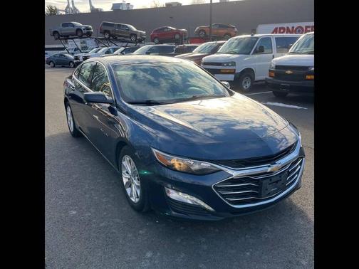 2021 Chevrolet Malibu FWD LT