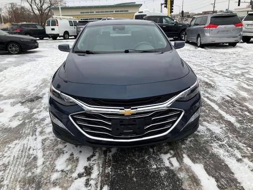 2021 Chevrolet Malibu FWD LT