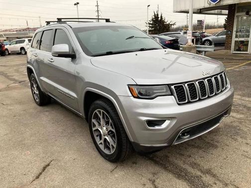 2018 Jeep Grand Cherokee Sterling Edition
