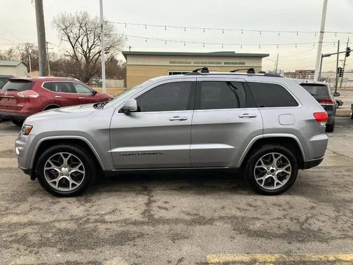 2018 Jeep Grand Cherokee Sterling Edition