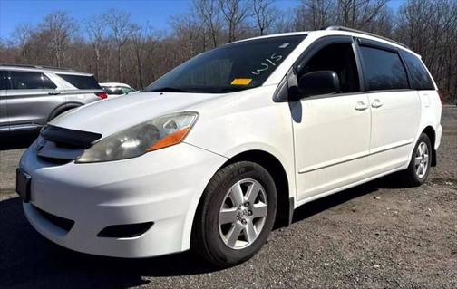 2008 Toyota Sienna LE