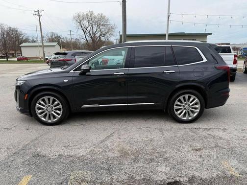 Manhattan Noir Metallic 2020 Cadillac XT6 Premium Luxury AWD