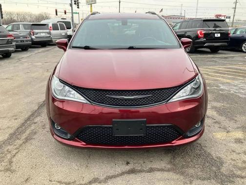 2018 Chrysler Pacifica Touring-L Plus