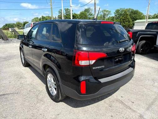 2015 Kia Sorento LX