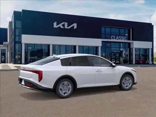 2025 Kia K4 LX