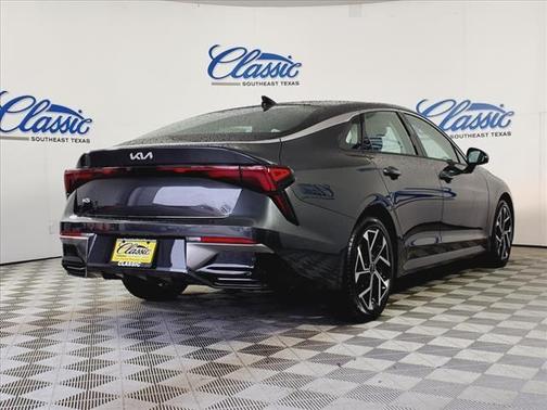 2025 Kia K5 EX