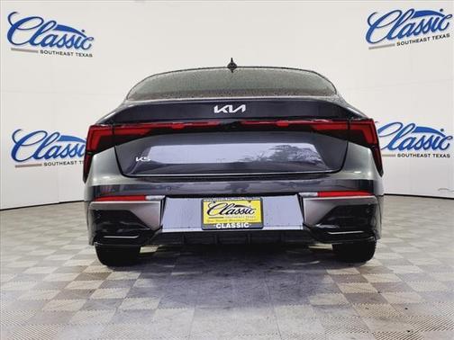 2025 Kia K5 EX
