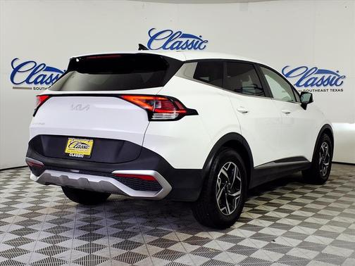 2024 Kia Sportage LX