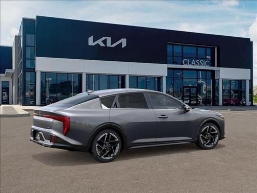 2025 Kia K4 GT-Line