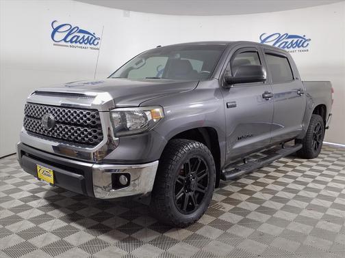 2018 Toyota Tundra SR5