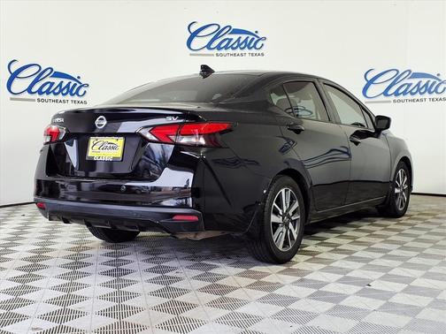2020 Nissan Versa 1.6 SV