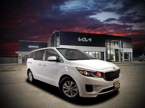 2017 Kia Sedona L