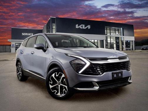Silver 2023 Kia Sportage EX