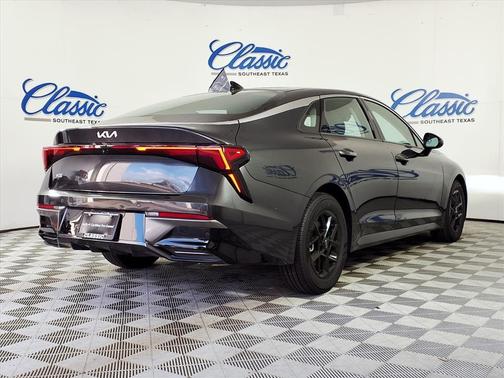 2025 Kia K5 LXS