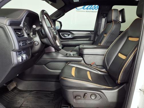 Summit White 2021 GMC Yukon XL AT4