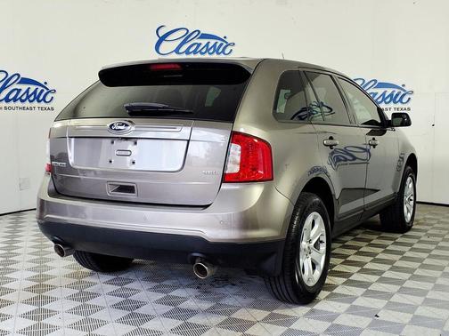 Mineral Gray Metallic 2014 Ford Edge SEL