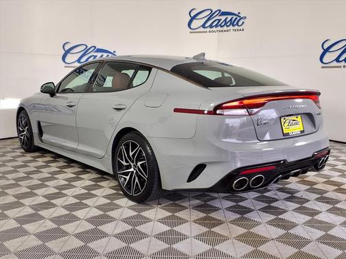 2022 Kia Stinger GT-Line