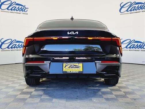 2025 Kia K5 EX