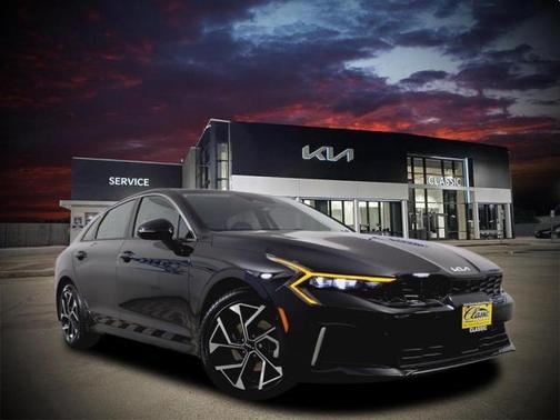 2025 Kia K5 EX