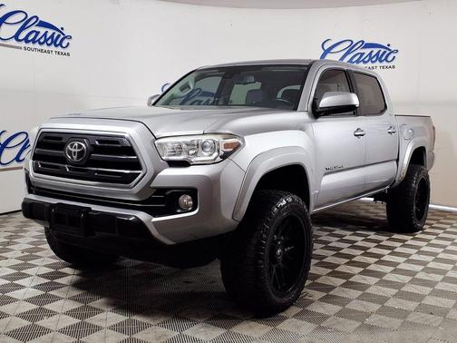 Silver Sky Metallic 2019 Toyota Tacoma SR5