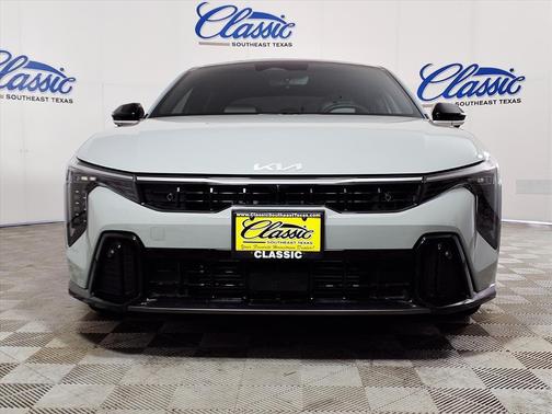 2025 Kia K4 GT-Line Turbo