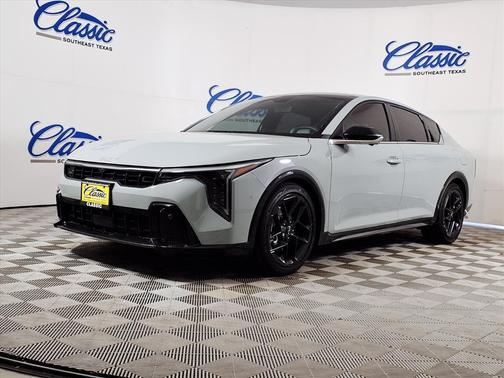2025 Kia K4 GT-Line Turbo