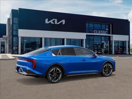 2025 Kia K4 GT-Line
