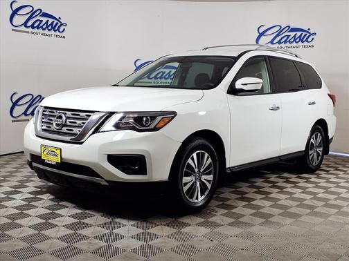 2020 Nissan Pathfinder S