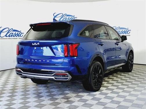 2022 Kia Sorento SX