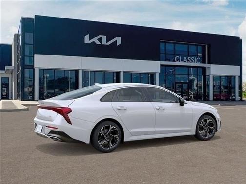 2025 Kia K5 GT-Line