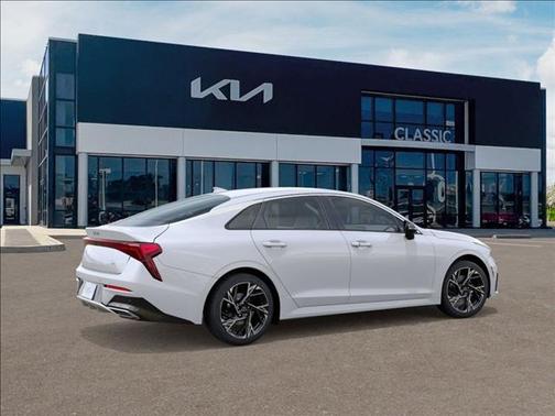 2025 Kia K5 GT-Line