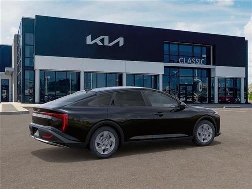 2025 Kia K4 LX