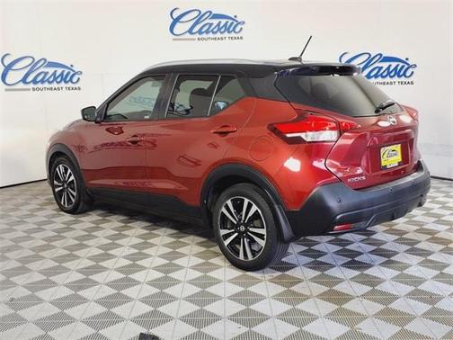 2020 Nissan Kicks SV