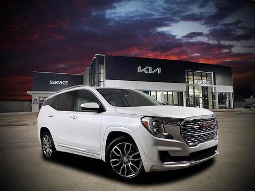 2022 GMC Terrain Denali