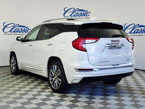 2022 GMC Terrain Denali
