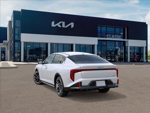 2025 Kia K4 GT-Line