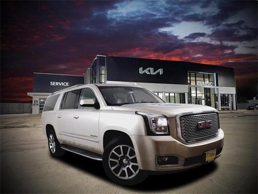 2017 GMC Yukon XL Denali