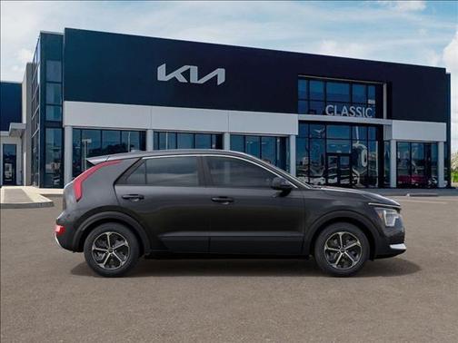 2025 Kia Niro LX