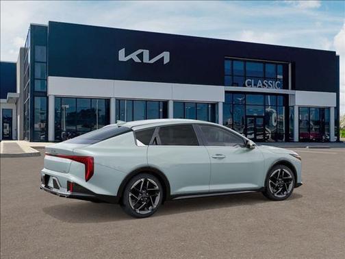 2025 Kia K4 GT-Line