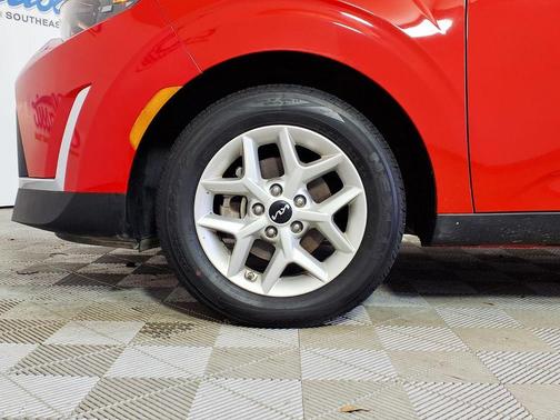 Inferno Red 2024 Kia Soul LX
