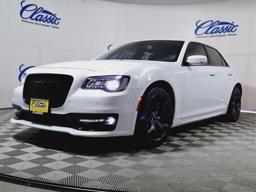 2023 Chrysler 300 S