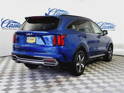 2023 Kia Sorento EX