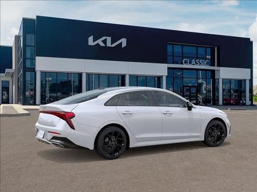 White Pearl 2026 Kia K5 GT-Line