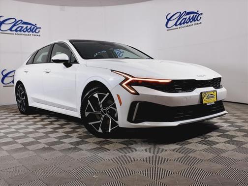 2025 Kia K5 EX